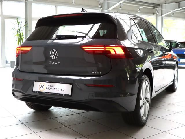 Volkswagen Golf 1.5 eTSI DSG