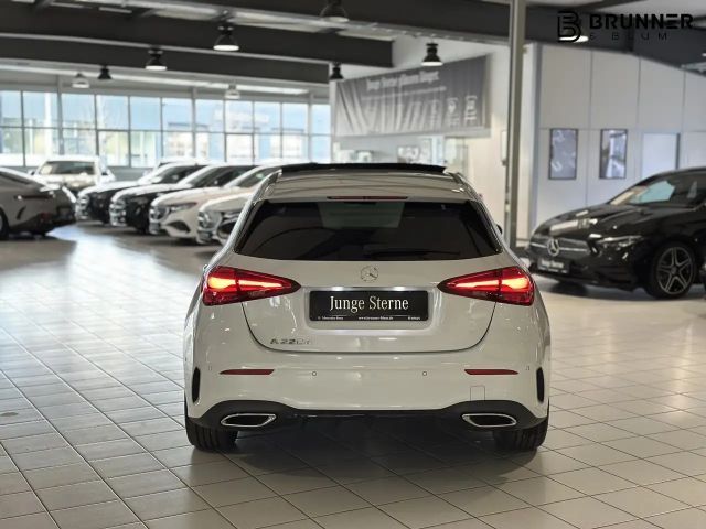 Mercedes-Benz A 220 A 220 d