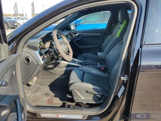 Audi RS3 Quattro S-Tronic Sedan