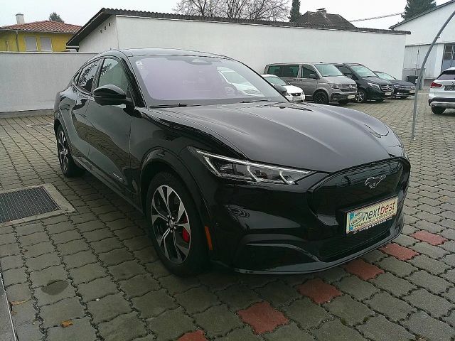 Ford Mustang Mach-E AWD Extended range