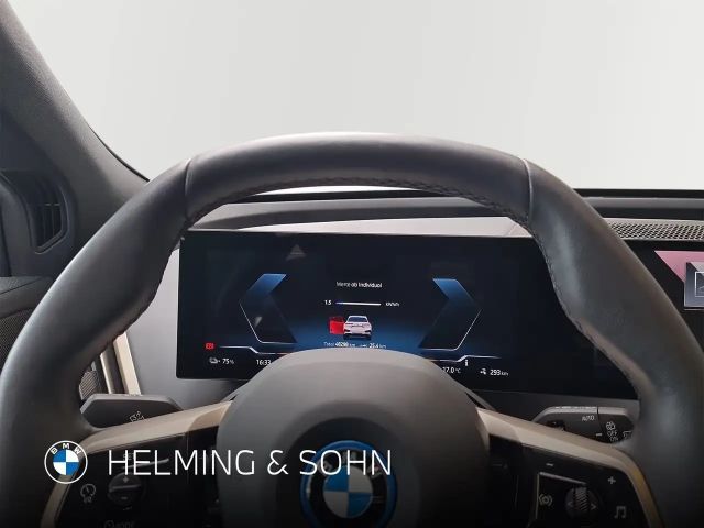 BMW iX xDrive40