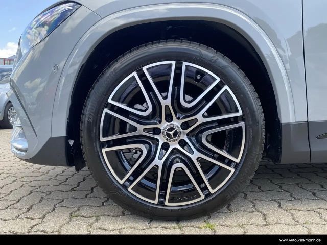 Mercedes-Benz GLA 180 AMG Line