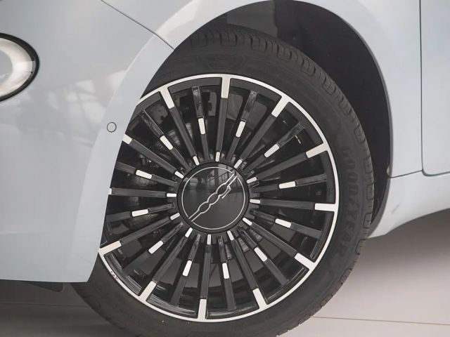 Fiat 500e 42 kWh La Prima by Bocelli