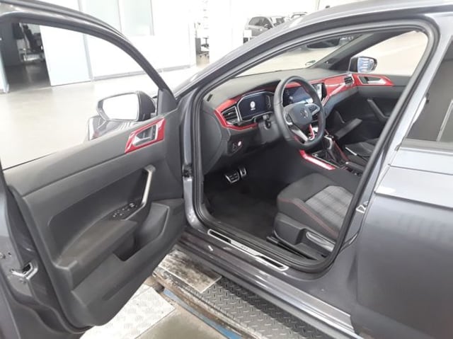 Volkswagen Polo 2.0 TSI DSG IQ.Drive