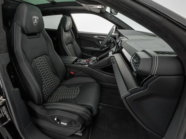 Lamborghini Urus S