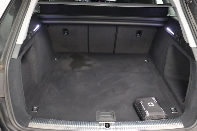 Audi A4 40 TDI Avant S-Line S-Tronic