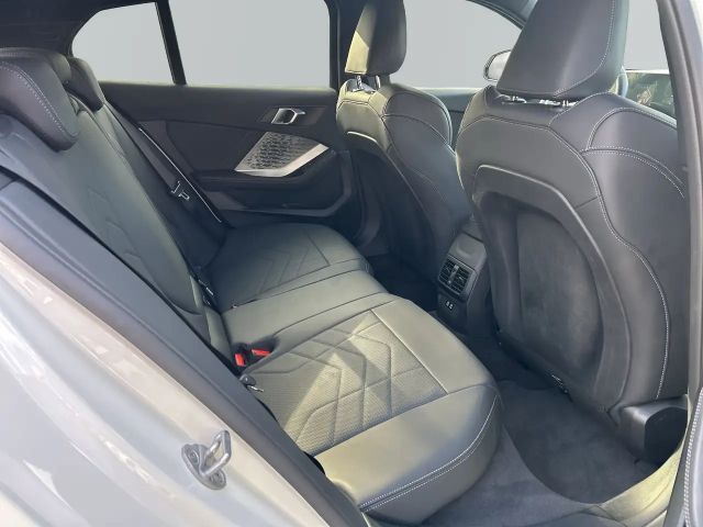 BMW 118 118d M-Sport Sedan