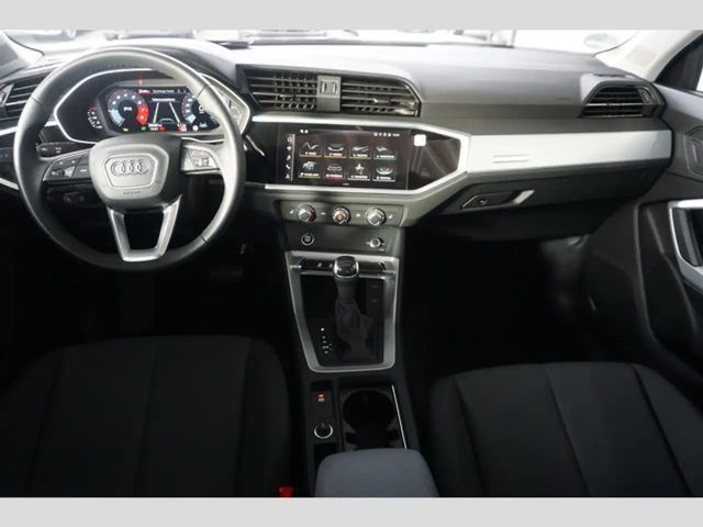 Audi Q3 35 TFSI S-Tronic