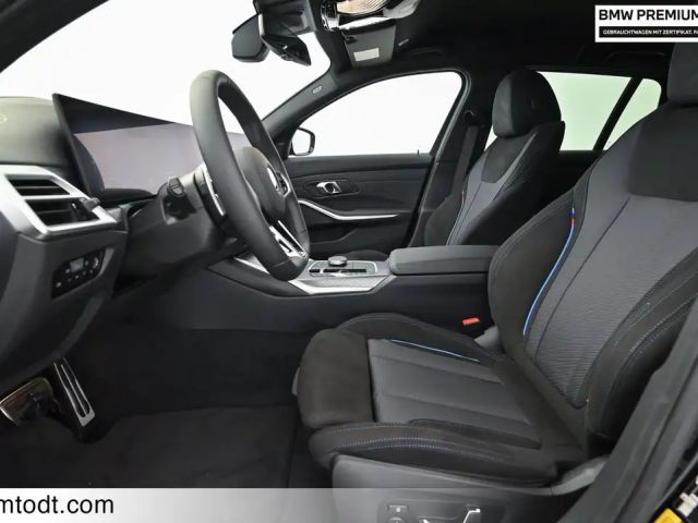 BMW 330 330e M-Sport xDrive