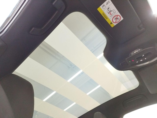 Audi A6 Avant Quattro S-Tronic