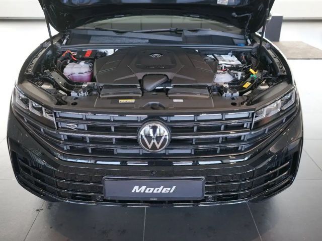 Volkswagen Touareg R eHybird | Pano | AHK | Dynaudio