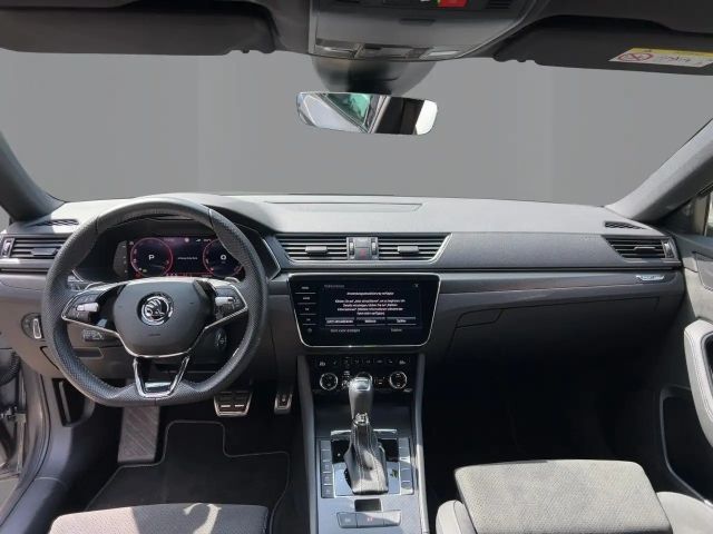 Skoda Superb 2.0 TDI Combi Sportline