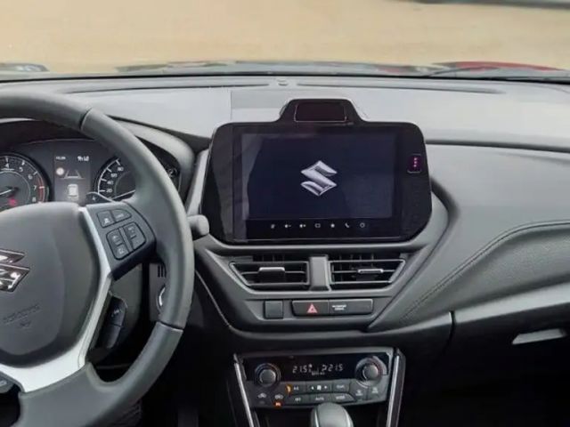 Suzuki S-Cross Hybrid