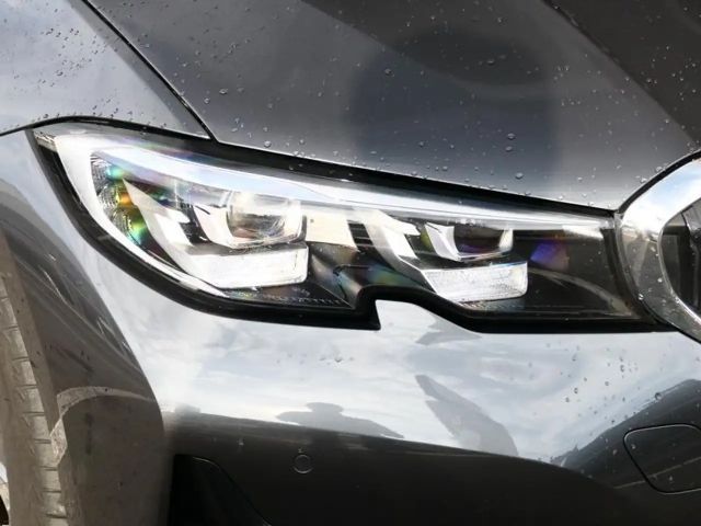 BMW 330 330e Touring