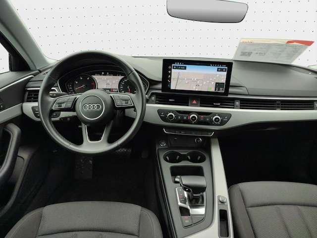 Audi A4 30 TDI Avant S-Tronic
