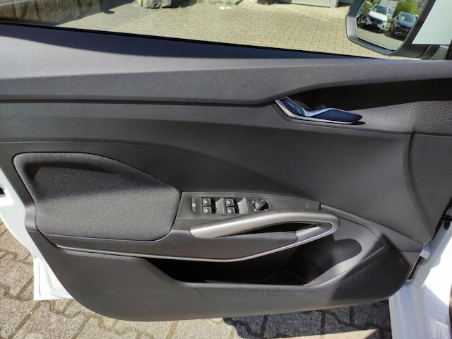 Skoda Fabia 1.0 MPI 80 PS CLIMATRONIC LED PDC