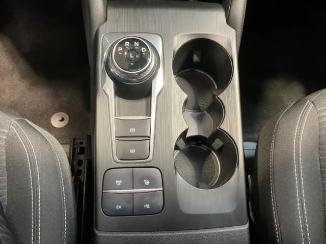 Ford Kuga Plug in Hybrid Titanium