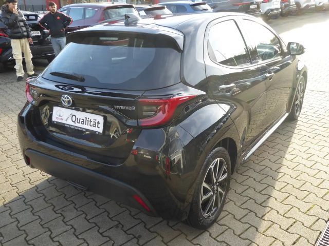 Toyota Yaris Comfort Hatchback Team D