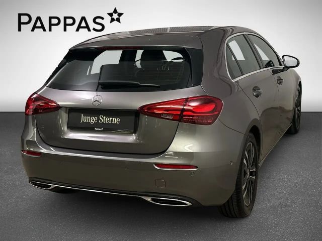 Mercedes-Benz A 180 Hatchback