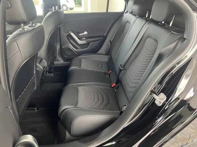 Mercedes-Benz A 180 Progressive