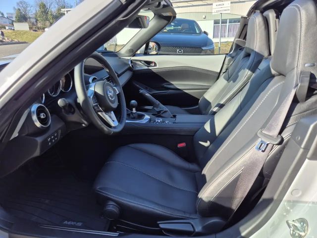 Mazda MX-5 Exclusive-line RF