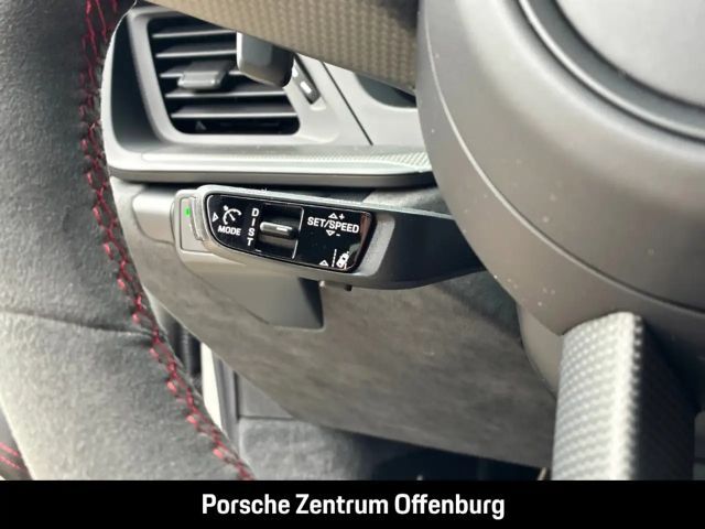 Porsche 992 Carrera Coupé GTS