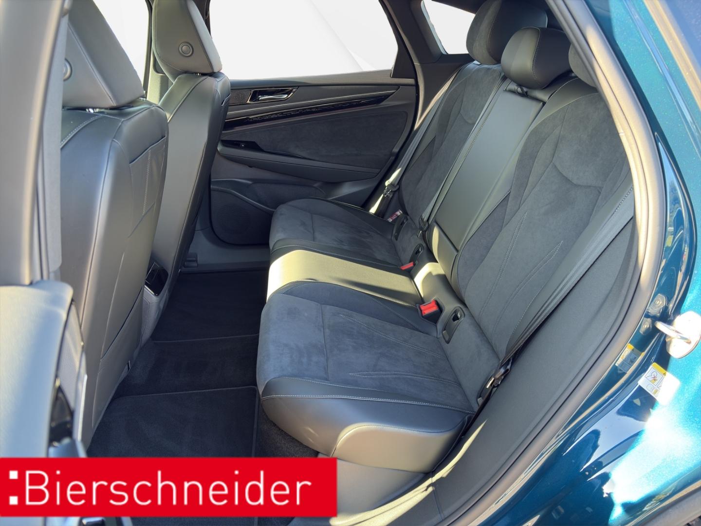 Volkswagen ID.7 IQ.Drive Pro