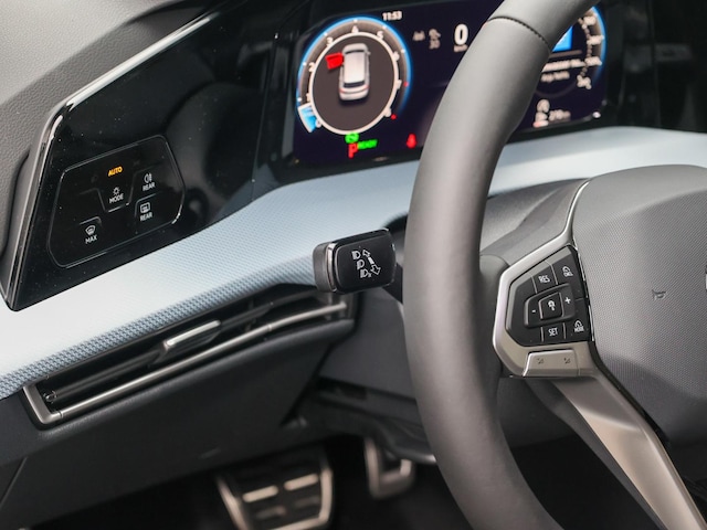 Volkswagen Golf 1.5 eTSI DSG