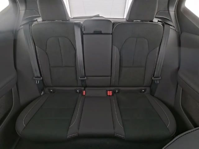 Volvo XC40 Dark Plus