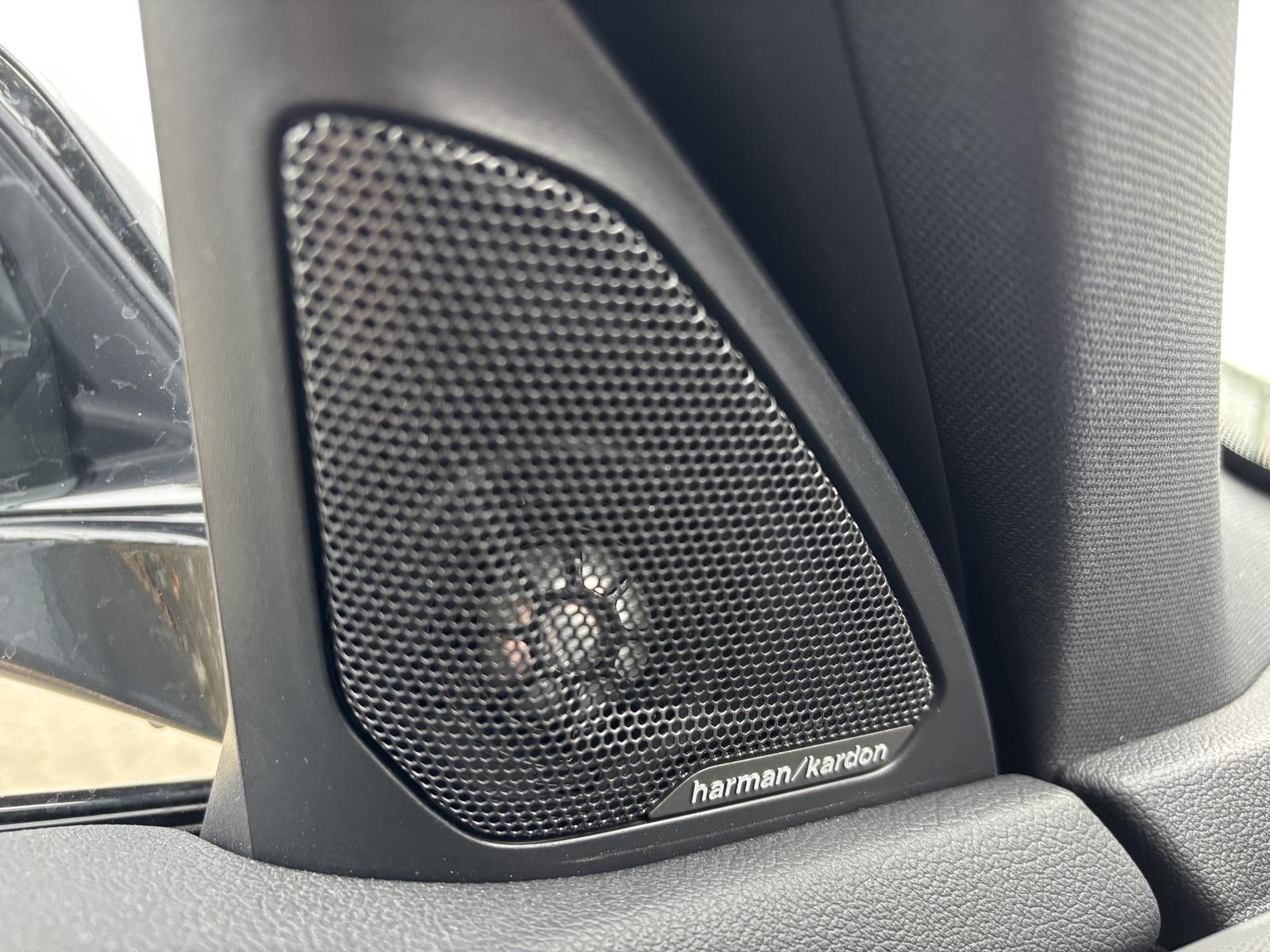 BMW 118 118i M-Sport Sedan