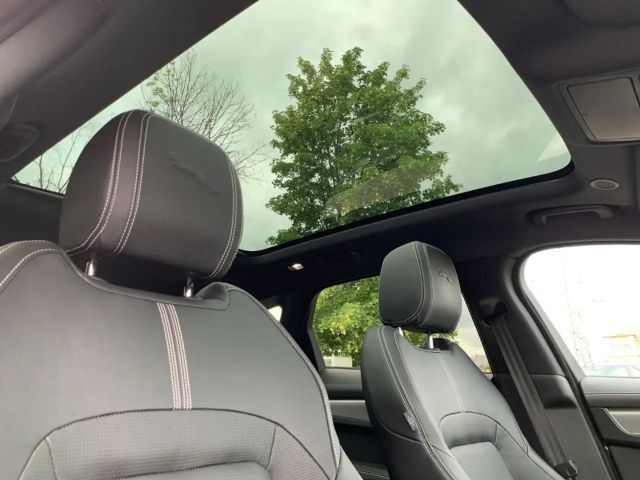 Jaguar F-Pace AWD D200 R-Dynamic