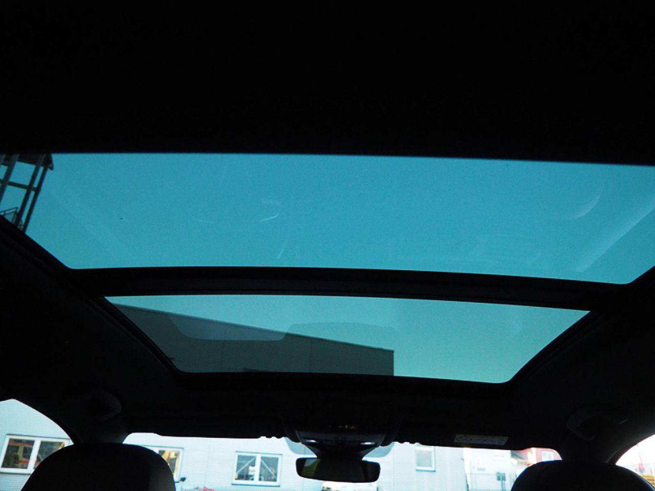 Volkswagen T-Roc 1.5 TSI DSG R-Line Style