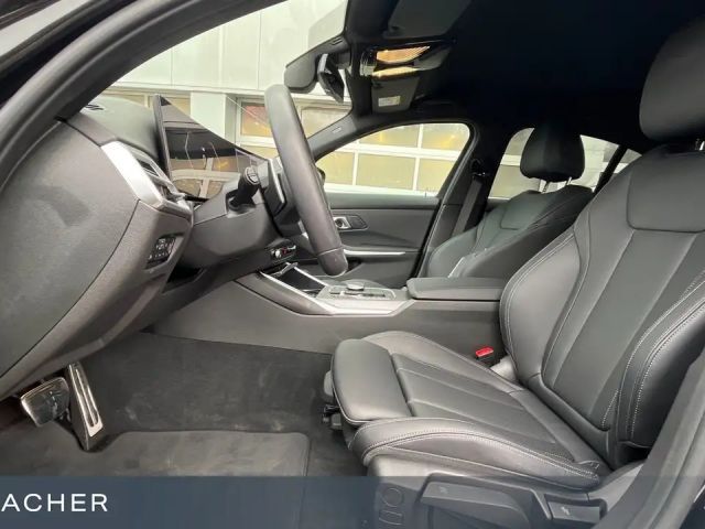 BMW 320 320i M-Sport Sedan xDrive