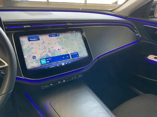 Mercedes-Benz E 200 AVANTGARDE Estate