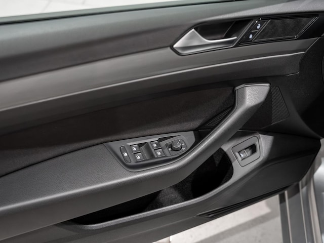 Volkswagen Passat 1.5 TSI DSG Variant