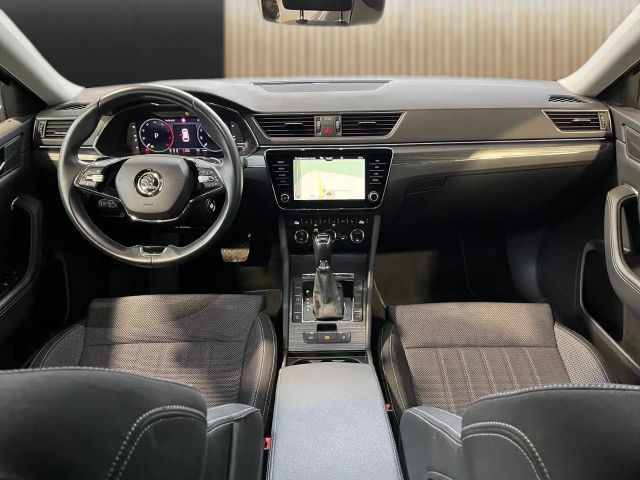 Skoda Superb 4x4 Combi Style Style