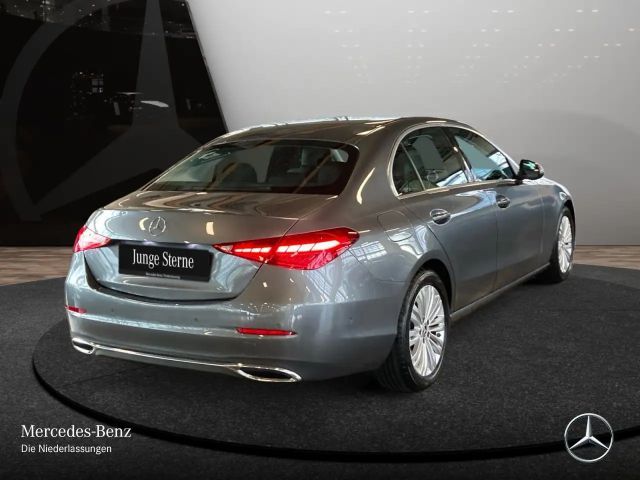 Mercedes-Benz C 180 AVANTGARDE Sedan