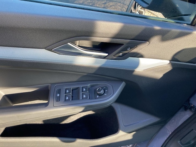 Volkswagen Golf 2.0 TDI DSG Variant