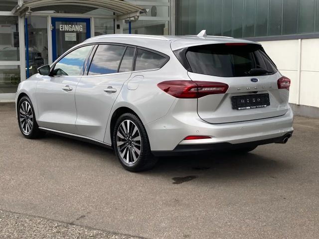 Ford Focus Titanium Wagon