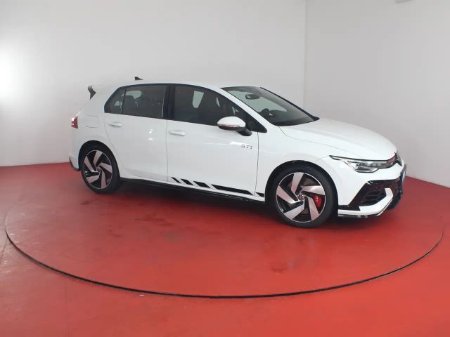Volkswagen Golf 2.0 TSI DSG GTI