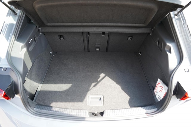 Cupra Born Born 82 kWh Navi VZE Klima SHZ RFK