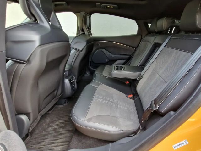 Ford Mustang Mach-E AWD GT