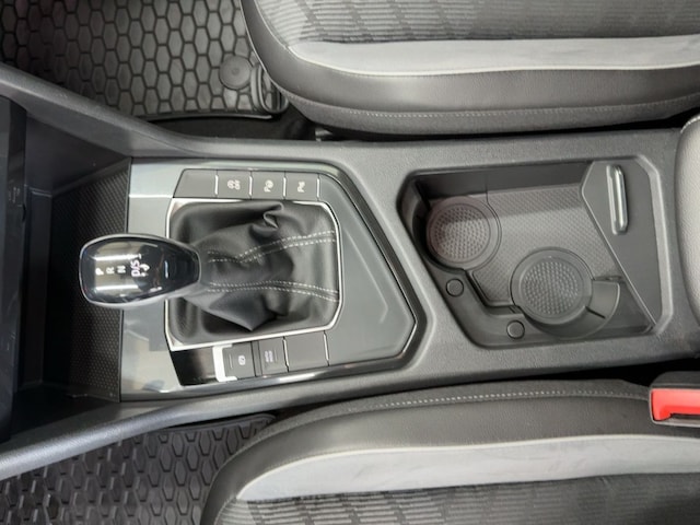 Volkswagen Tiguan 1.5 TSI DSG R-Line