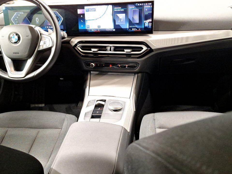 BMW 330 330i Touring