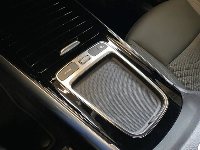 Mercedes-Benz B 180 Progressive