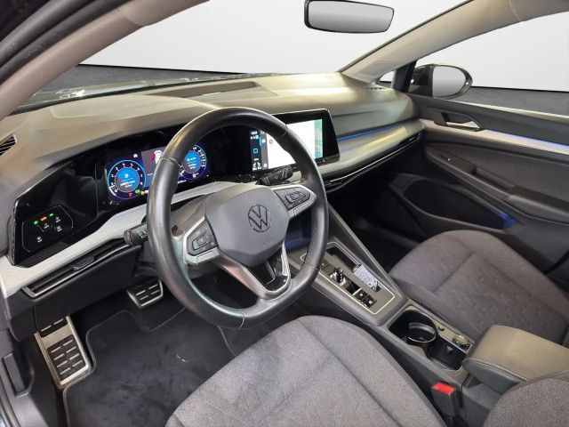 Volkswagen Golf 1.5 eTSI DSG Move Variant