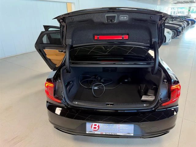 Volvo S90 AWD Dark Plus Recharge T8