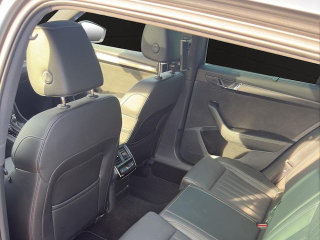 Skoda Superb 2.0 TDI 4x4 Combi Sportline