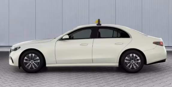 Mercedes-Benz E 200 E 200 d Sedan