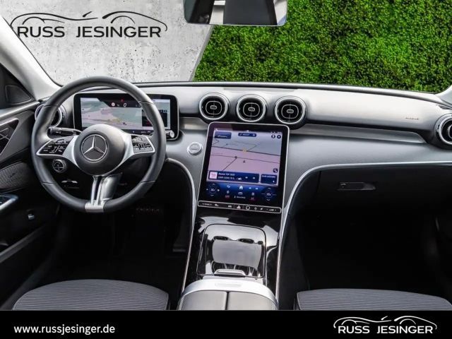 Mercedes-Benz C 180 AVANTGARDE Sedan